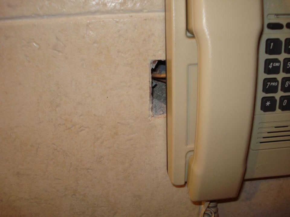 Wandtelefon im Bad Punta Cana Princess All Suites Resort & Spa