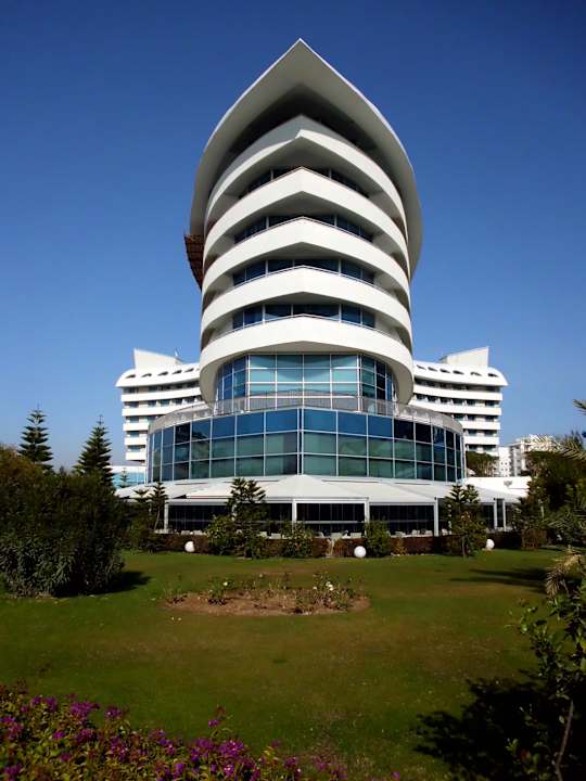 Frontalansicht Hotel Concorde in Lara Concorde De Luxe Resort