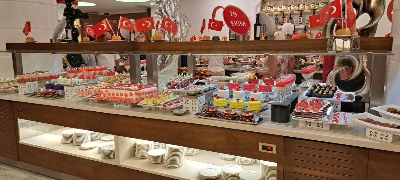 Gastro Glamour Resort & Spa