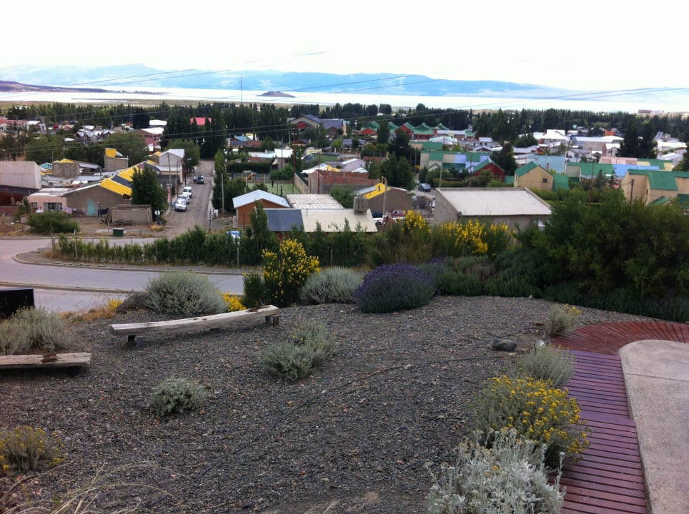 Blick auf die Stadt El Calafate Hotel Esplendor Calafate