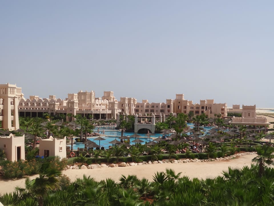 Ausblick über die Poollandschaft Hotel Riu Touareg