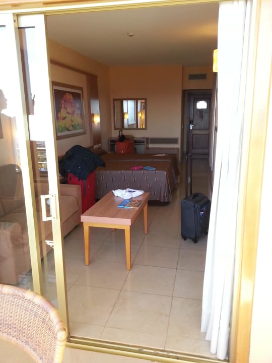 Blick vom Balkon ins Zimmer Gloria Palace San Agustin Thalasso & Hotel