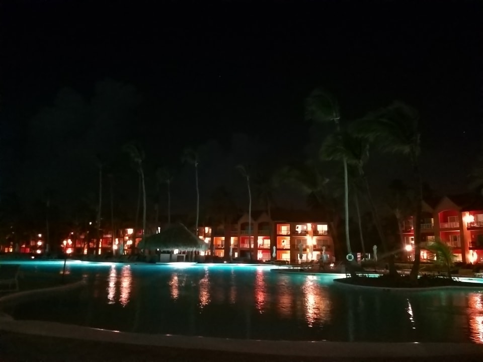 Pool Punta Cana Princess All Suites Resort & Spa