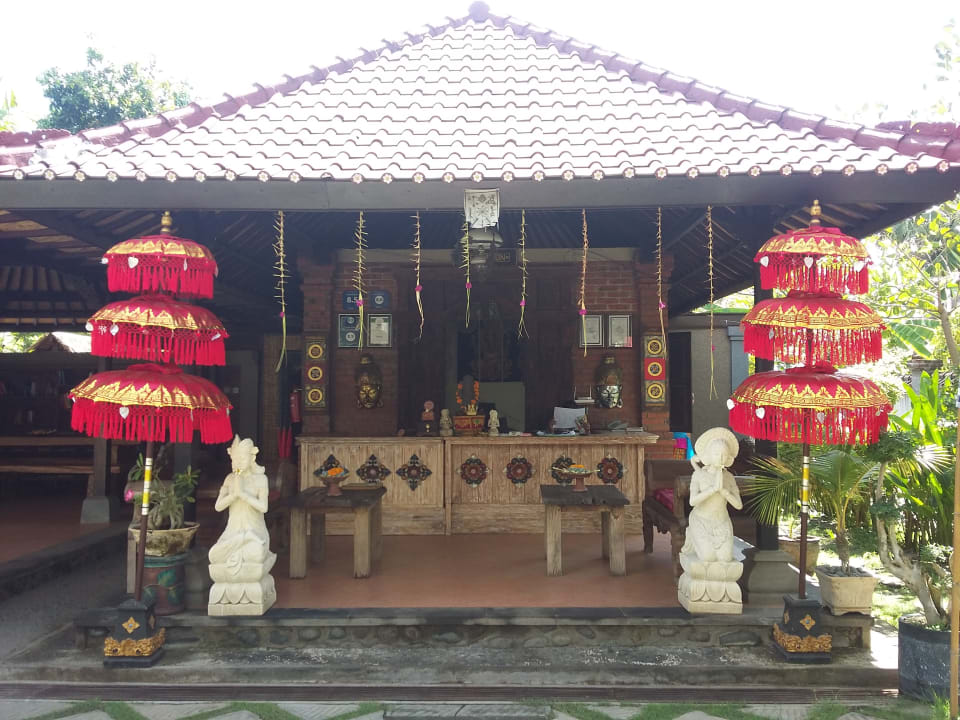Lobby Tirtasari Bungalows