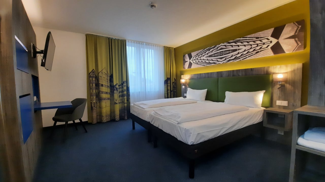 Zimmer ibis Styles Tubingen