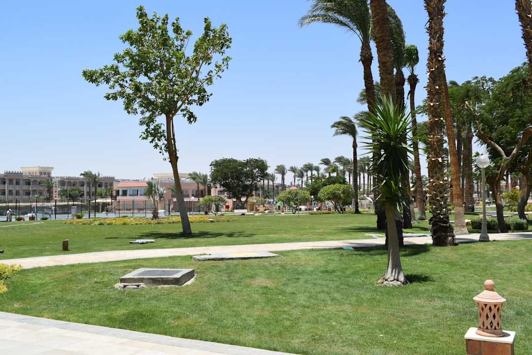 Gartenanlage Beach Albatros Resort