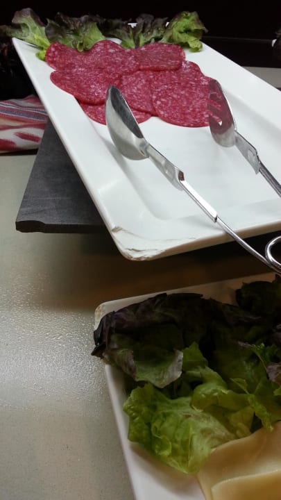 Kaputtes Serviergeschirr MLL Mediterranean Bay - Adults only