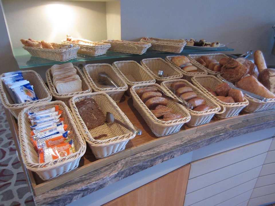 Frühstücksimpressionen Leonardo Hotel Hamburg Airport