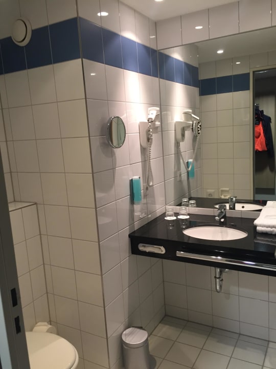 Badezimmer Hotel Tulip Inn Düsseldorf Arena