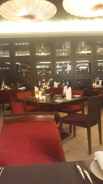 Gastro JA Beach Hotel