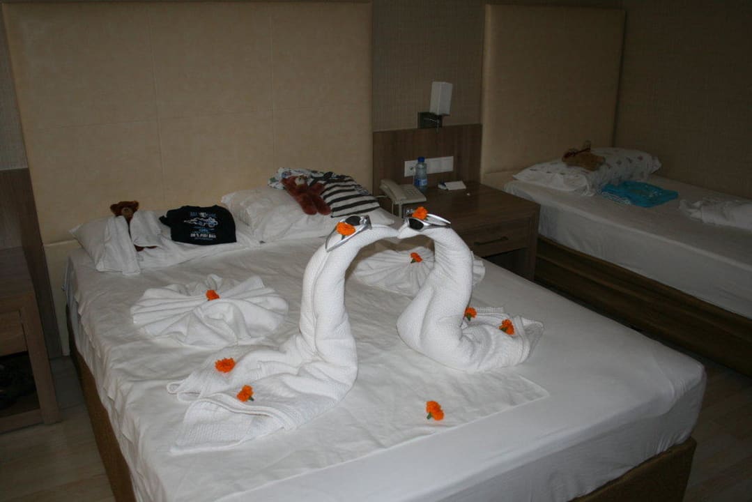 kleine Kunstwerke Calimera Hane Garden