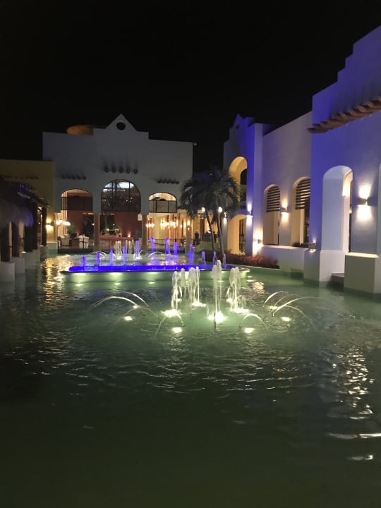 Pool Iberostar Selection Paraiso Maya Suites