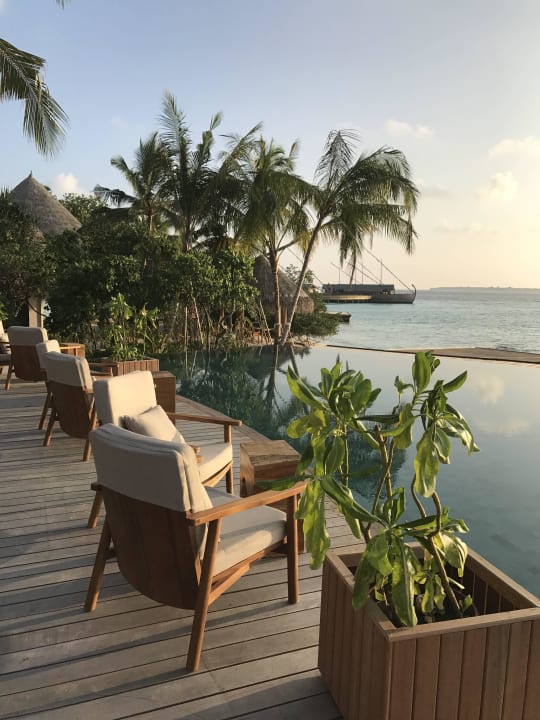 Compass Pool Bar Milaidhoo Maldives