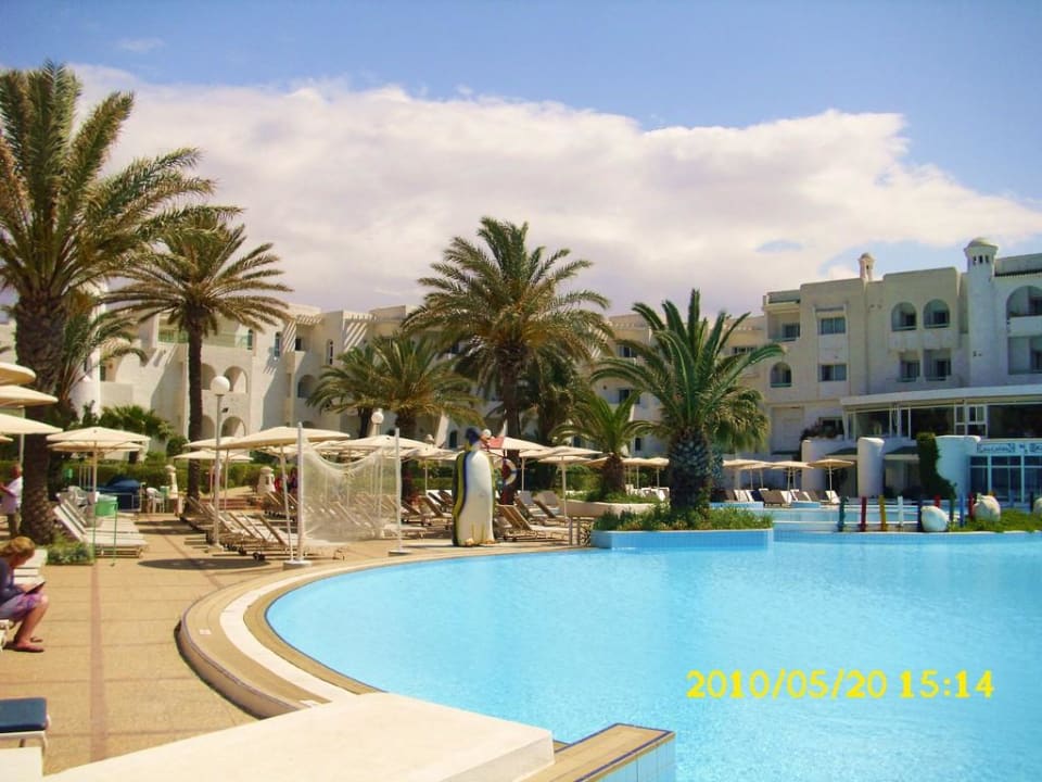 Pool & Hotel Hotel El Mouradi Skanes Beach