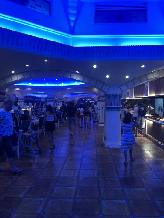 Gastro Kamelya Aishen Club
