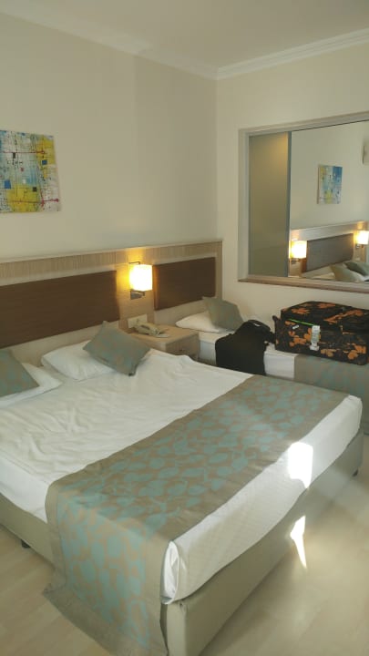 Bett Narcia Resort Side