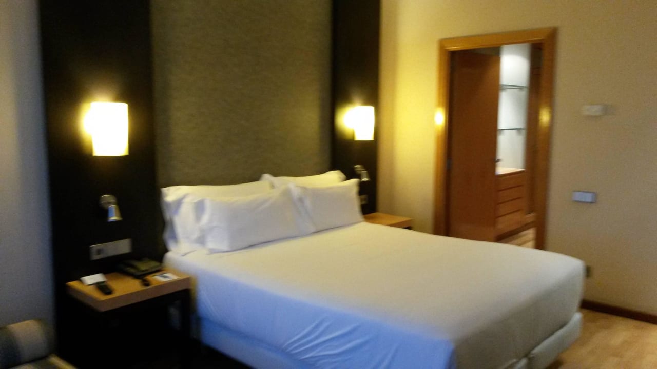 Zimmer NH Valencia Center