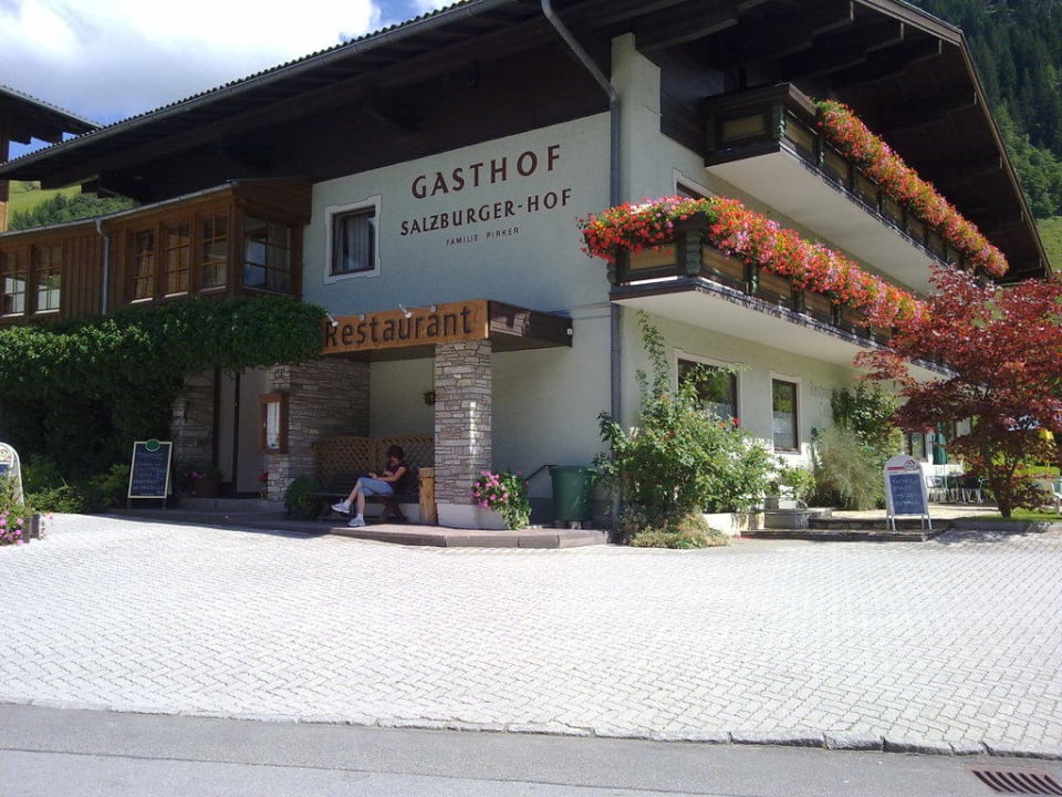 Strassenansicht Salzburgerhof Rauris