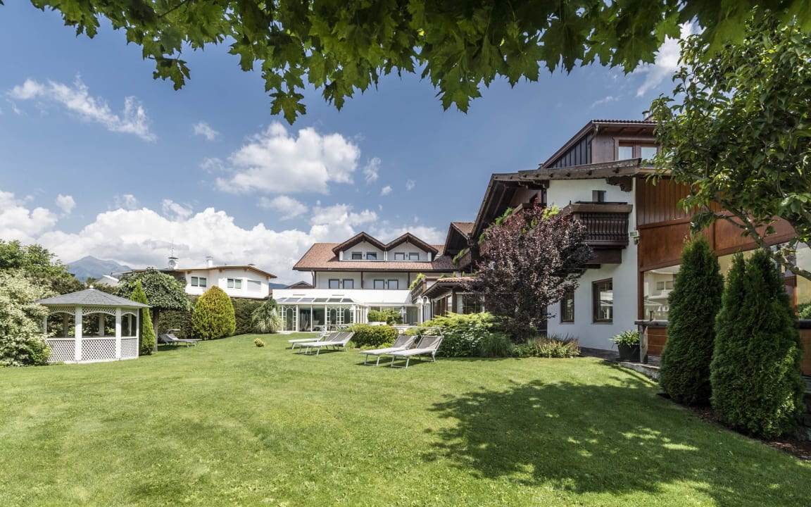 Außenansicht Hotel Oberbrunn