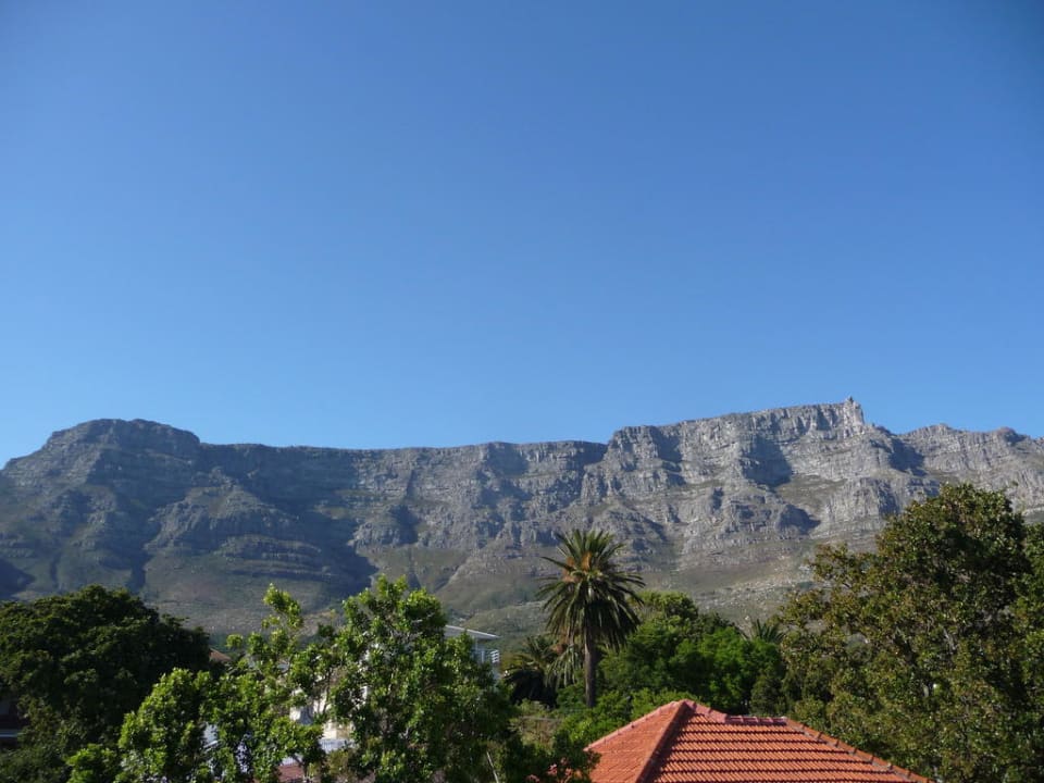 Blick vom Hoteldach auf Tafelberg The Three Boutique Hotel