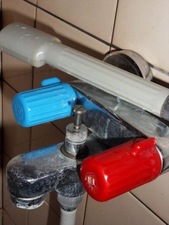 Prysznic uruchamiany gwoździem Pension Skol