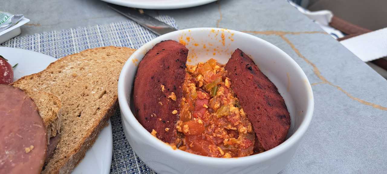 Gastro Quattro Beach Spa & Resort