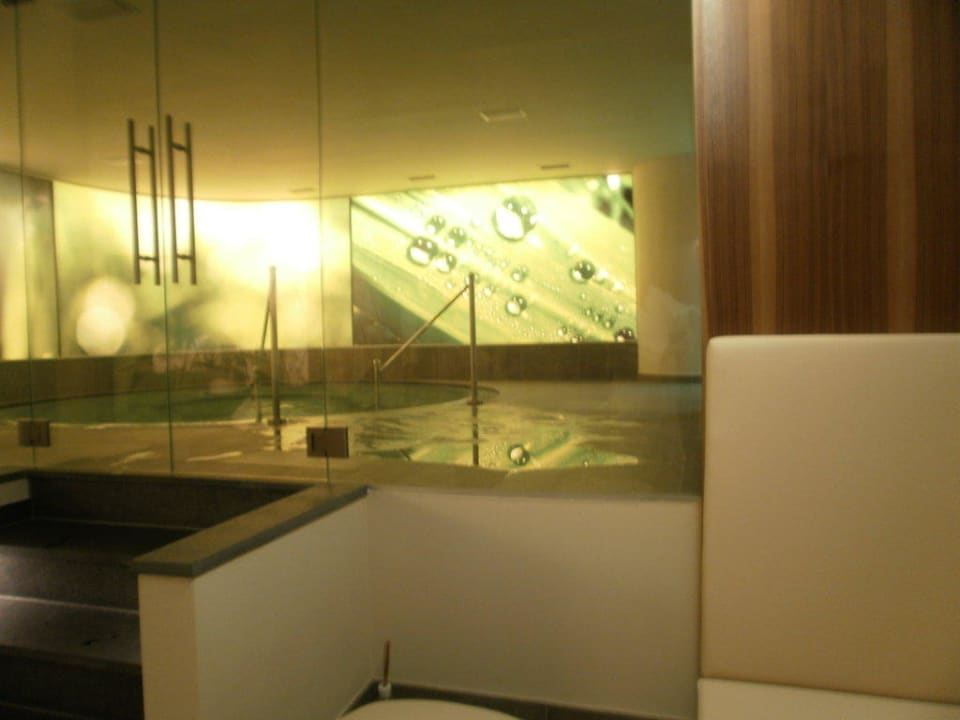 Innenpool 32 Grad, herrlich zum Relaxen! Feldhof DolceVita Resort