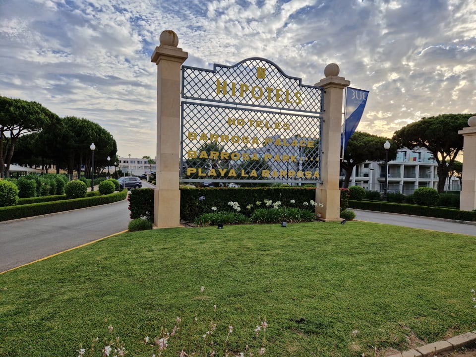 Außenansicht Hipotels Playa la Barrosa