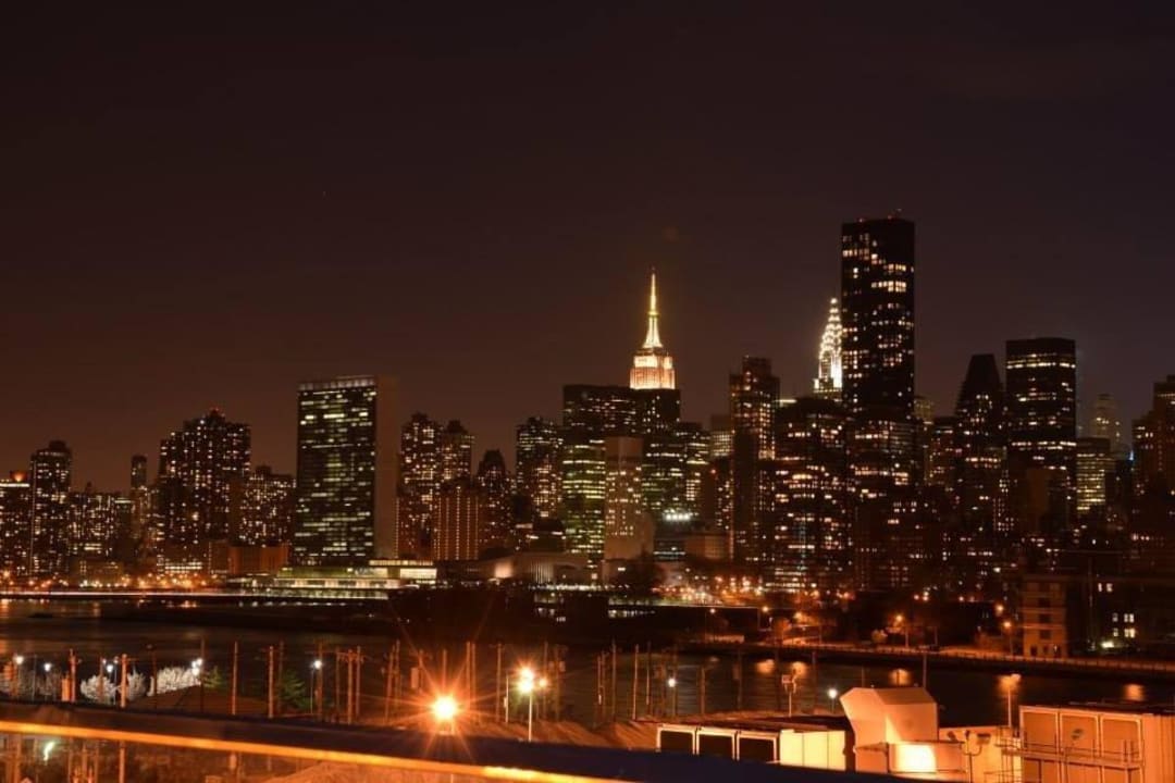 Ausblick von der Dachterrasse  Ravel Hotel