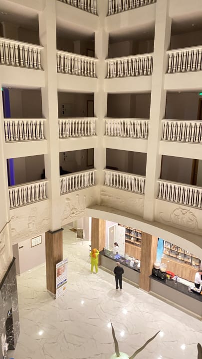 Lobby Mira Meridia Beach Hotel