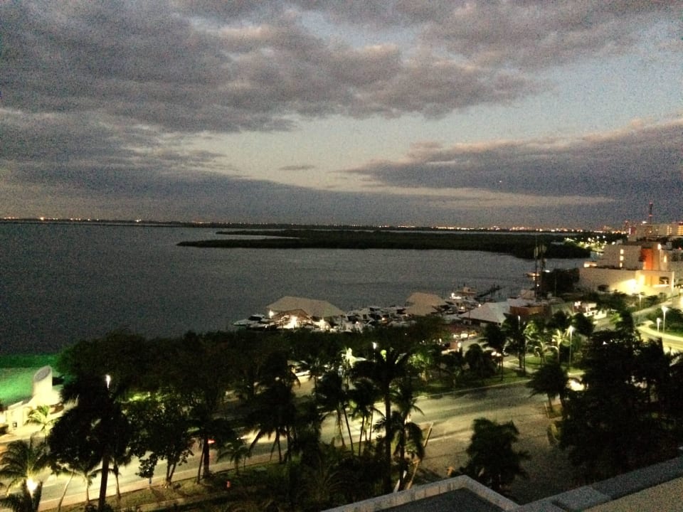 Ausblick auf die Straße Hotel Riu Caribe