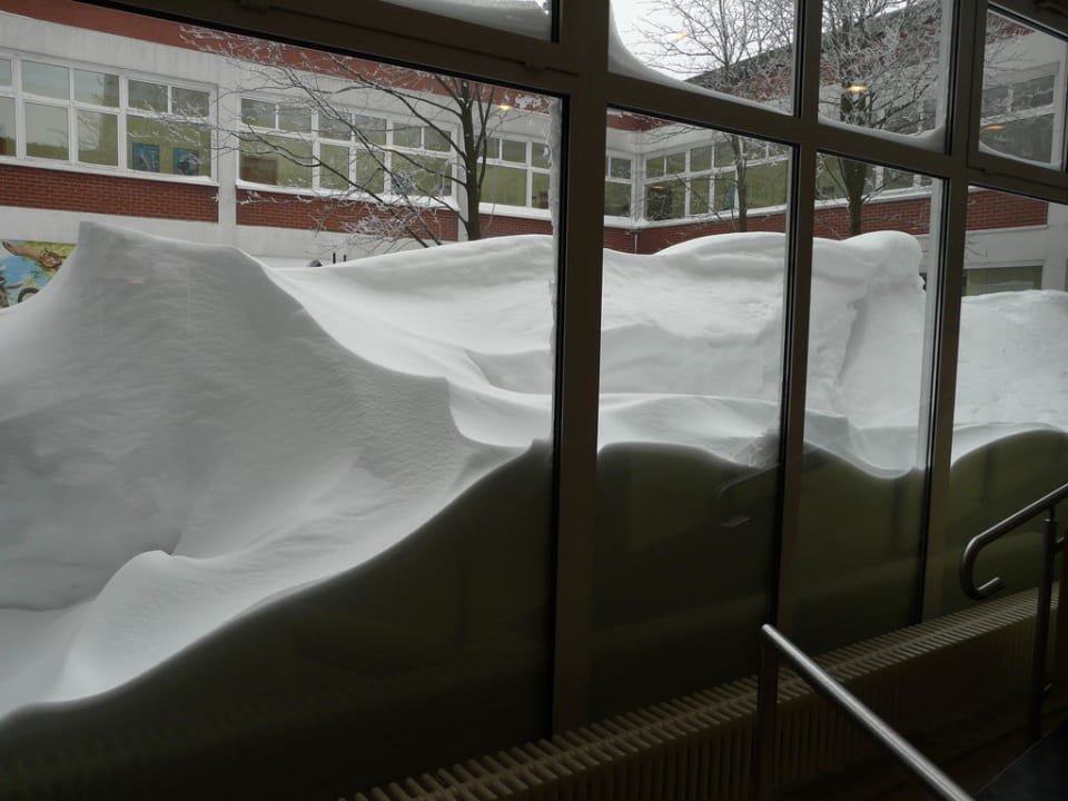 Schneeverwehung AHORN Panorama Hotel Oberhof