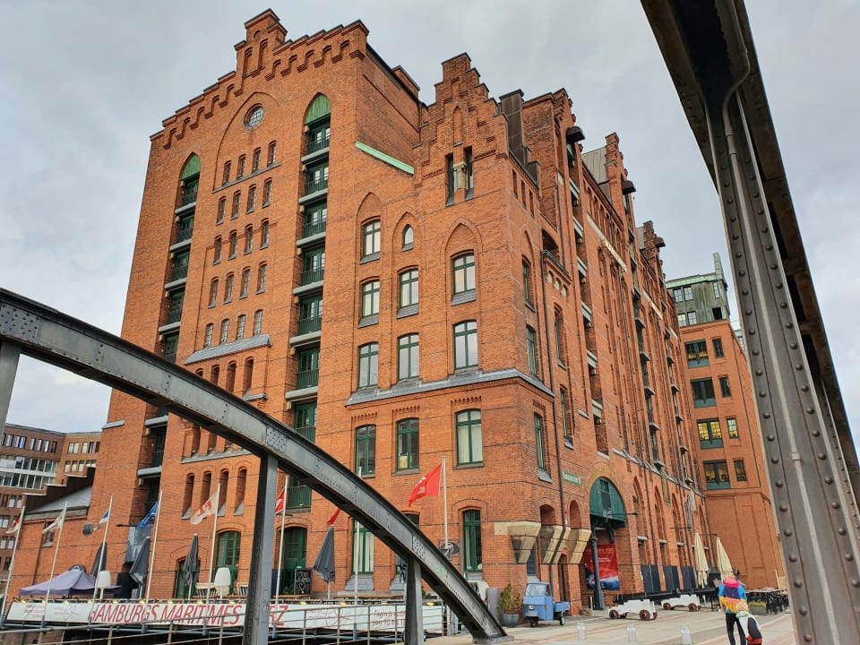Außenansicht 25hours Hotel Altes Hafenamt