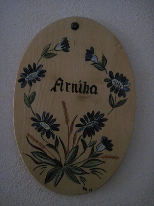 Blumiger Zimmernamen Pension & Ferienwohnung Solaria