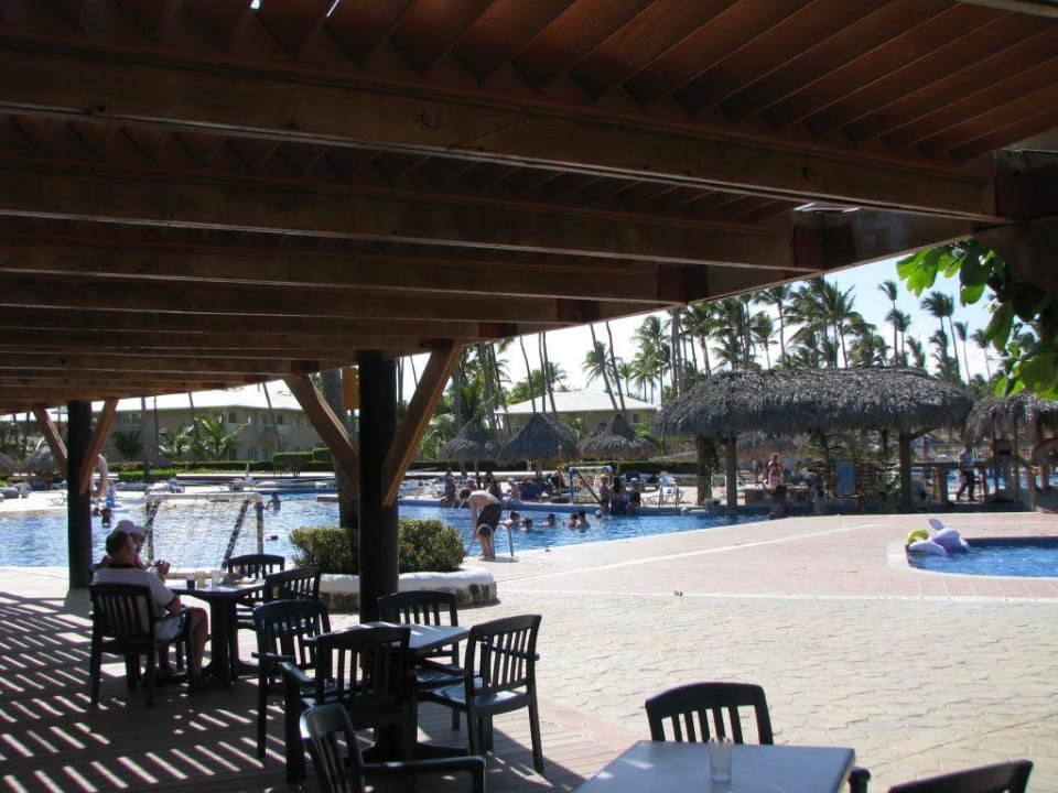 Pool/Poolbar Grand Sirenis Punta Cana Resort & Aquagames