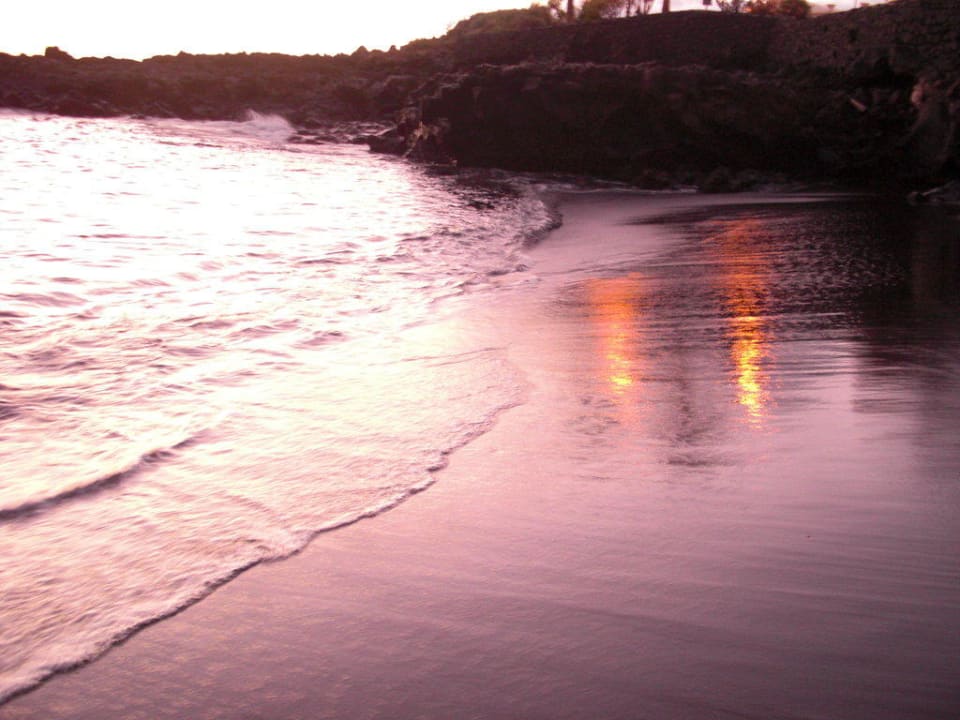 Schwarzer Sandstrand Landmar Playa La Arena