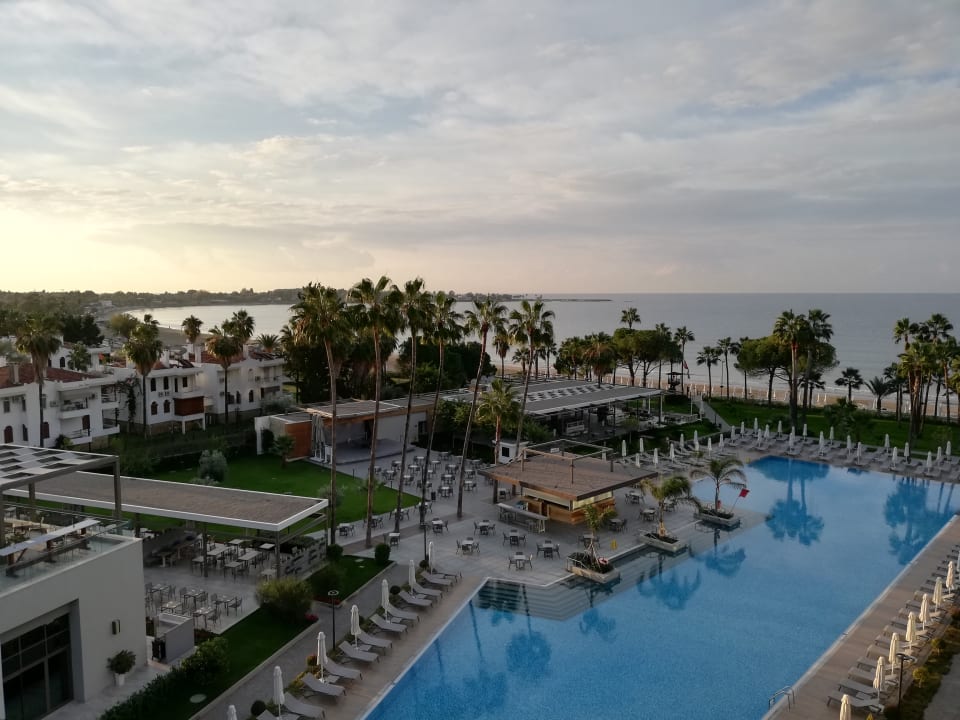 Außenansicht Acanthus Cennet Barut Collection