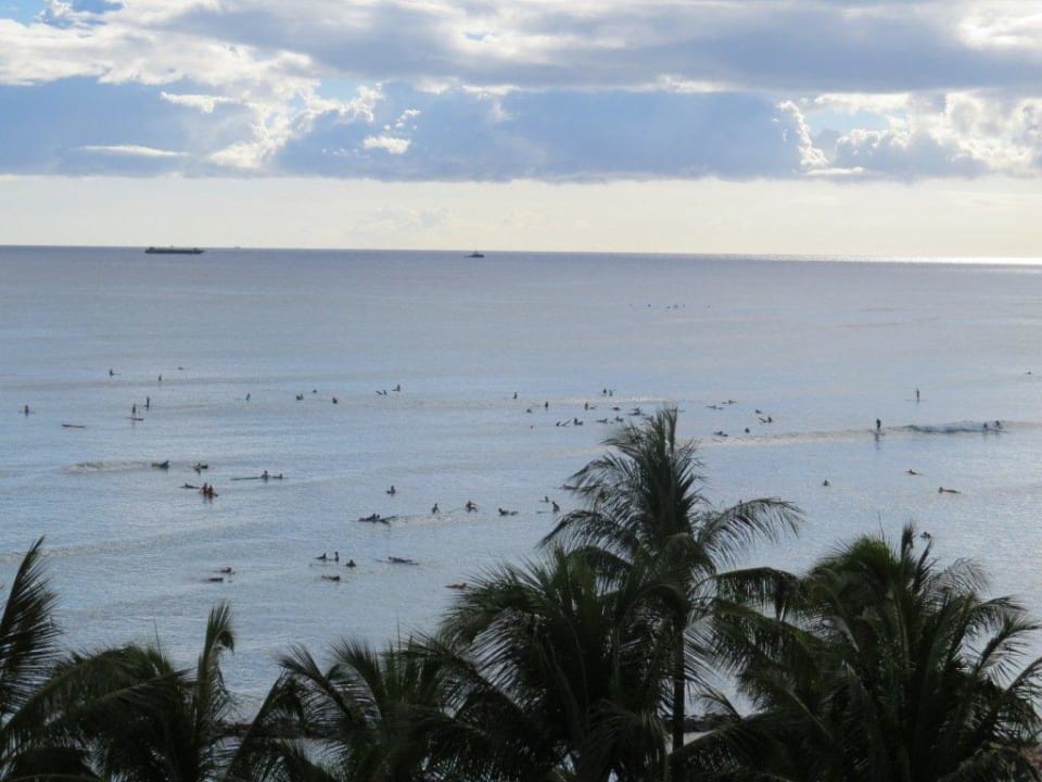 Vom Zimmer im 7. Stock Hotel Aston Waikiki Circle