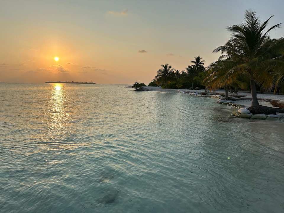 Strand Adaaran Select Meedhupparu Island Resort - Premium All Inclusive