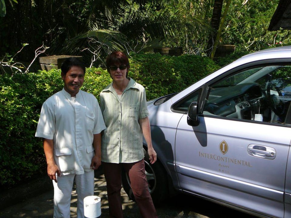 Persönlicher Fahrdienst mit hoteleigenem Van InterContinental Bali Resort