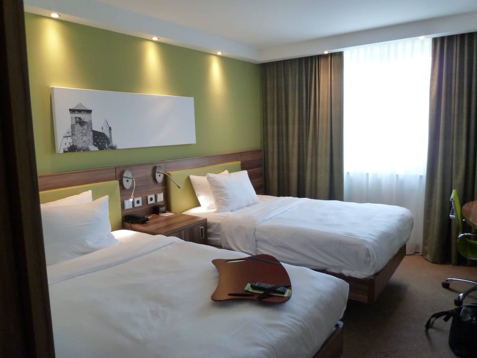 2 Einzelbetten Hampton by Hilton Nuremberg City Centre