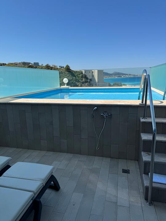 Zimmer Atrium Platinum Luxury Resort Hotel & Spa