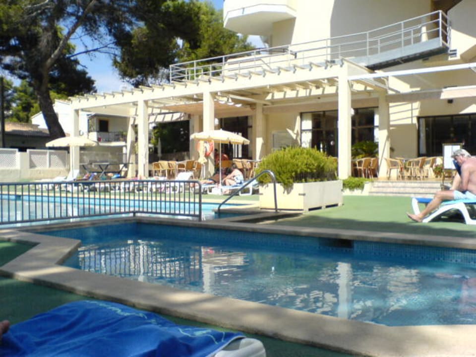 Pool& Teil des Hotels Hotel Sabina Playa
