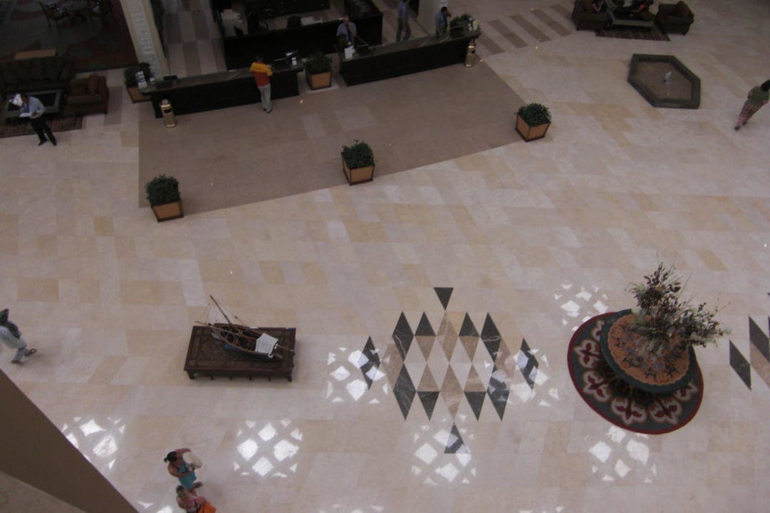 Lobby von 4 Stock Steigenberger ALDAU Beach Hotel