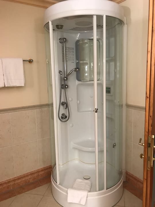 Zimmer Wellnesshotel ...liebes Rot-Flüh