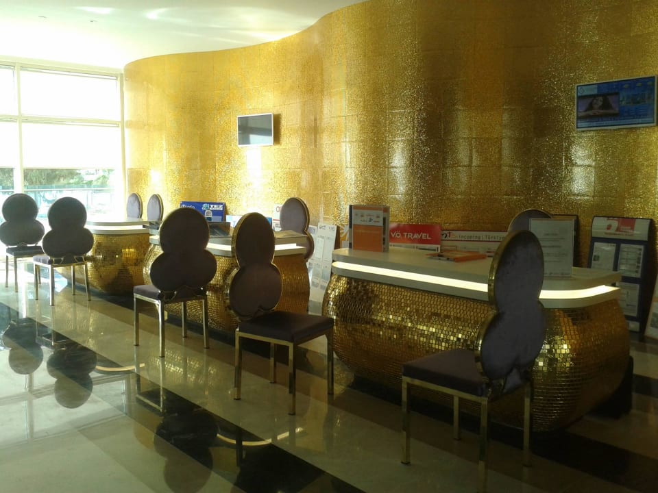 Travel agency Azura Deluxe Resort & Spa Hotel