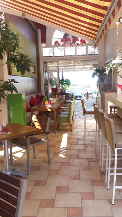 Außenansicht Evilion Sea & Sun Hotel