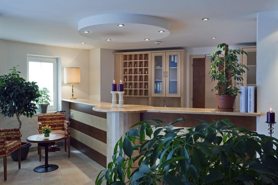 Rezeption Posthotel Strengen am Arlberg