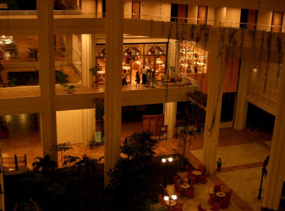 Hotel Artrium, Blick auf Buffetrestaurant Blau varadero - Adults only