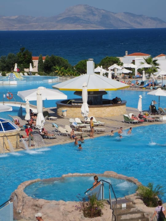 Traumhafte Poolanlage Atlantica Marmari Palace